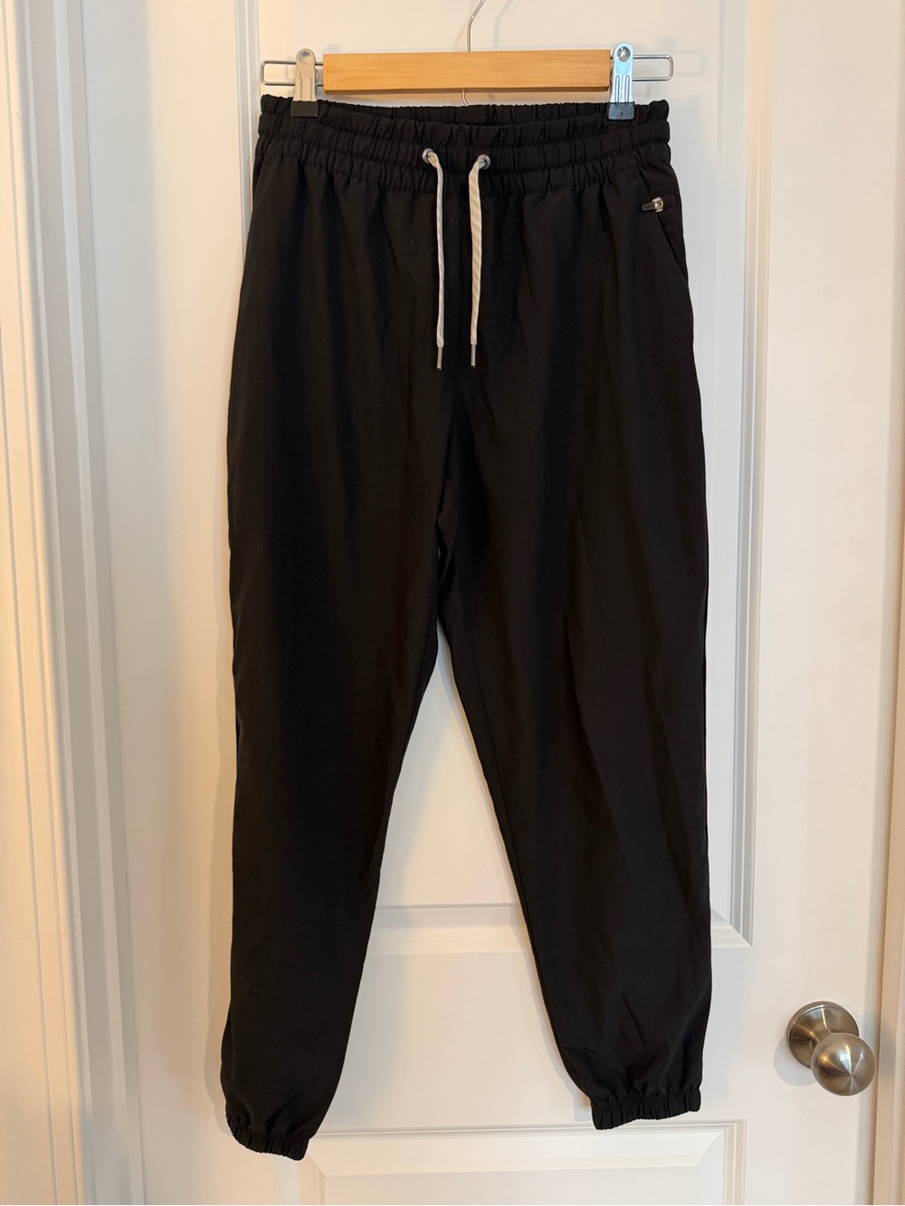 Vuori Black Weekend Joggers